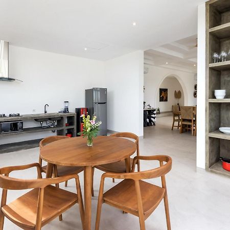 Villa Besakih 5Br, 5 Mins To Beach - Canggu المظهر الخارجي الصورة