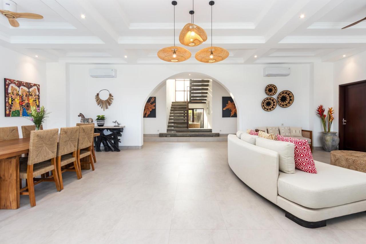 Villa Besakih 5Br, 5 Mins To Beach - Canggu المظهر الخارجي الصورة